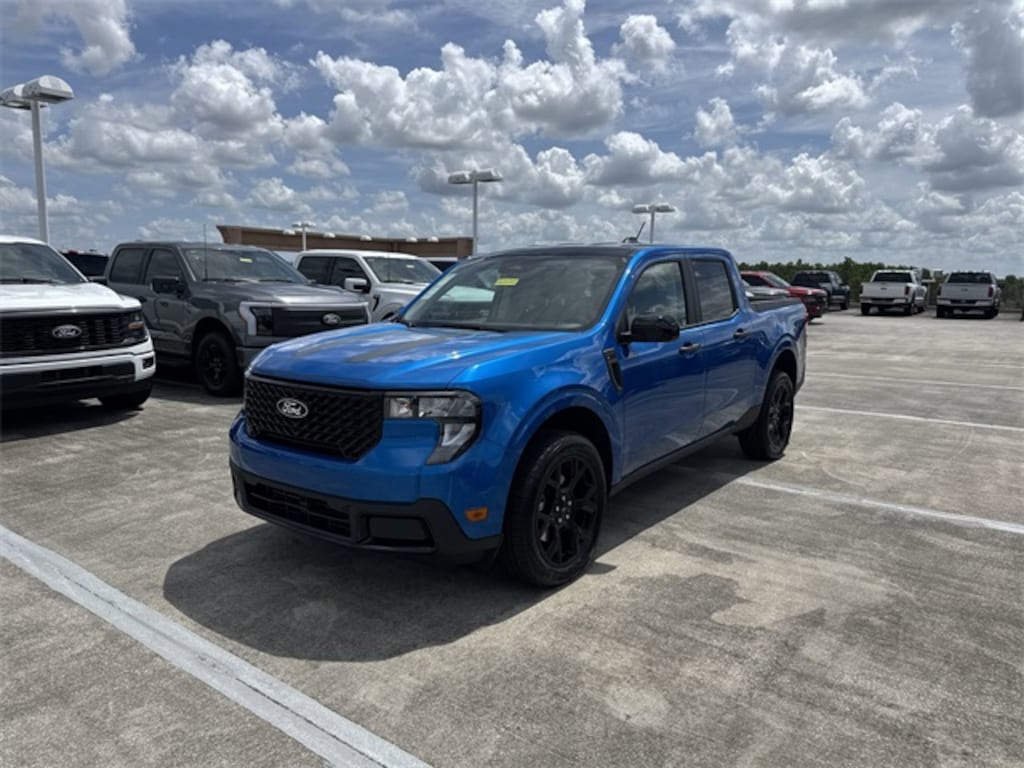 New 2025 Ford Maverick XLT Truck SuperCrew