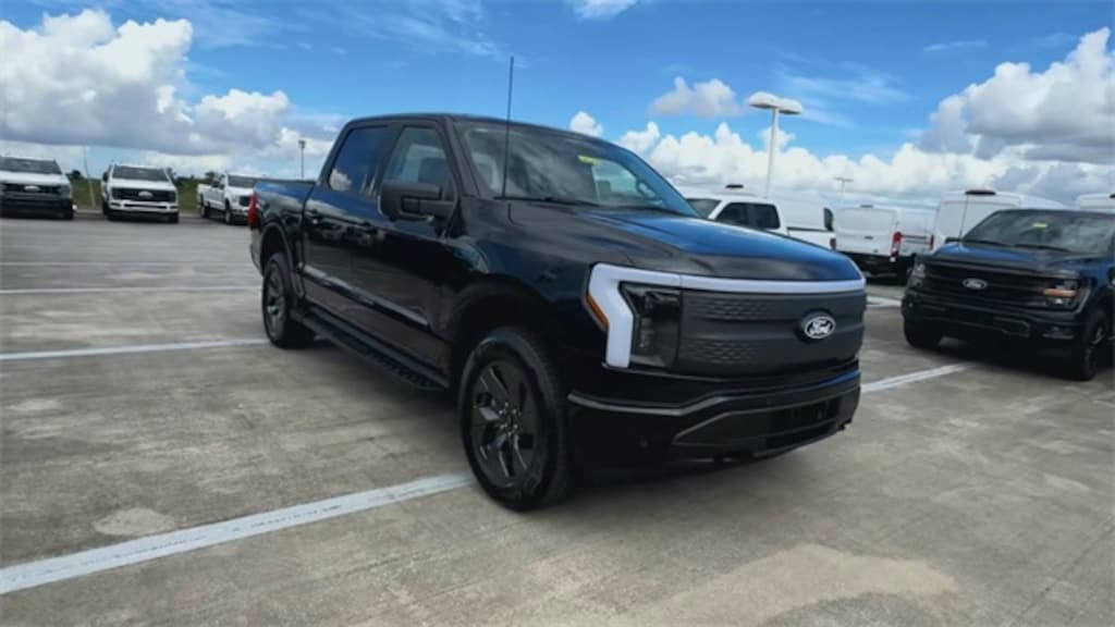 New 2025 Ford F-150 Lightning Flash Truck SuperCrew Cab