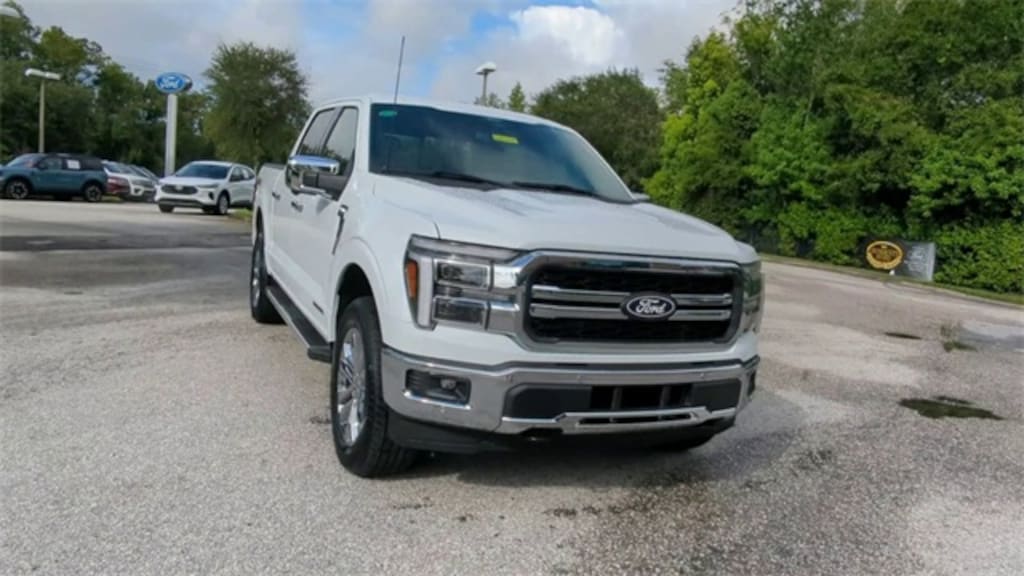 New 2025 Ford F-150 Lariat Truck SuperCrew Cab