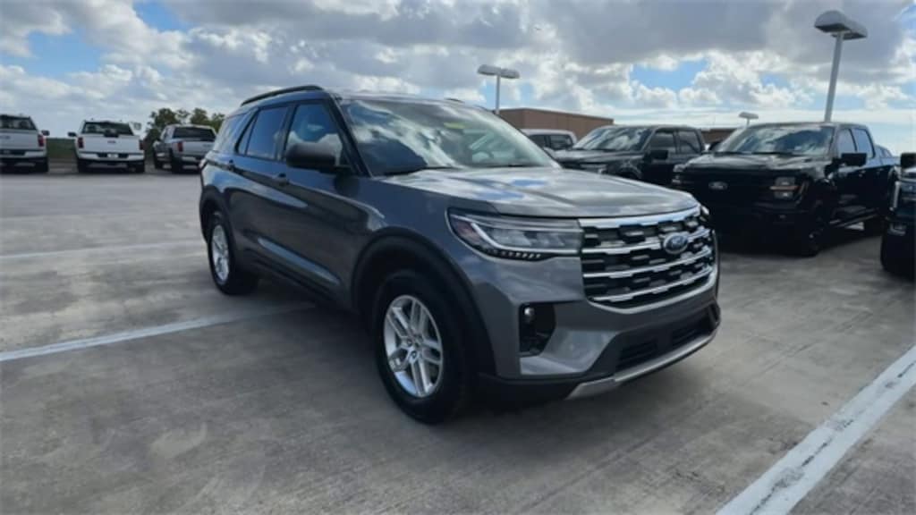 New 2026 Ford Explorer Active SUV