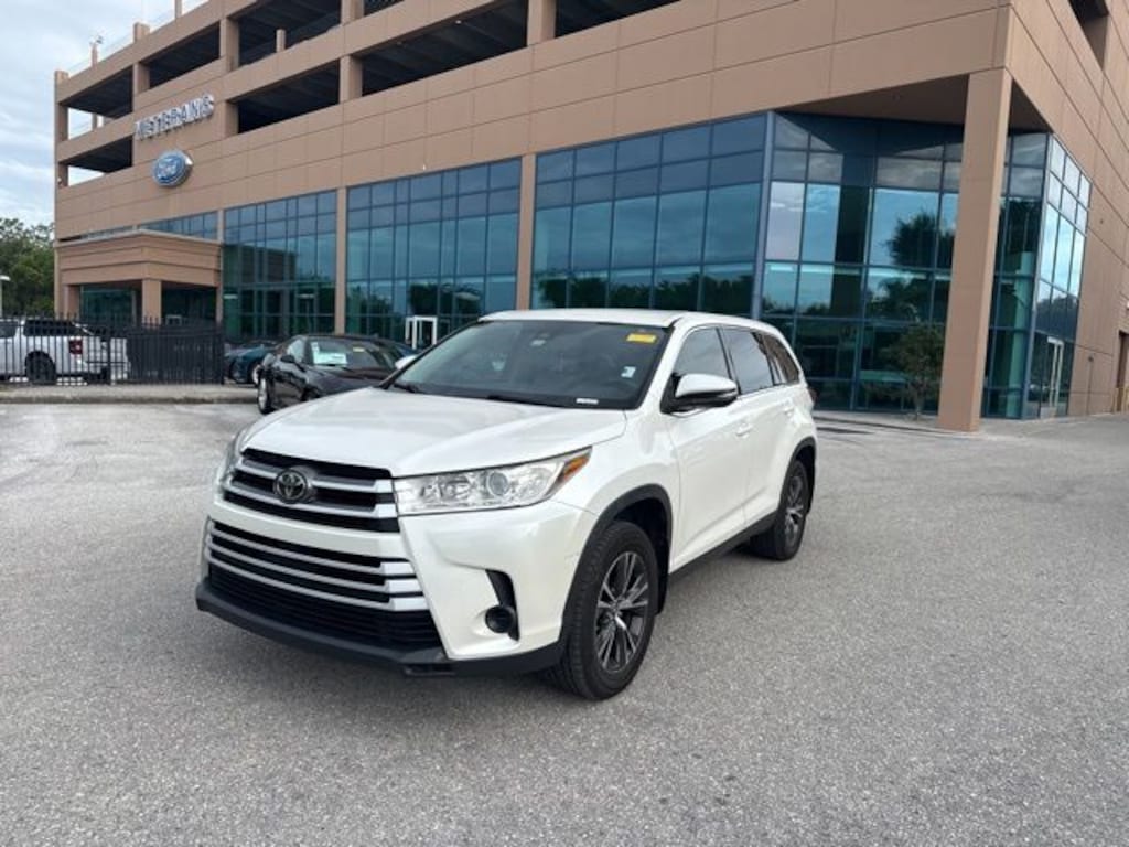 Certified 2019 Toyota Highlander LE SUV