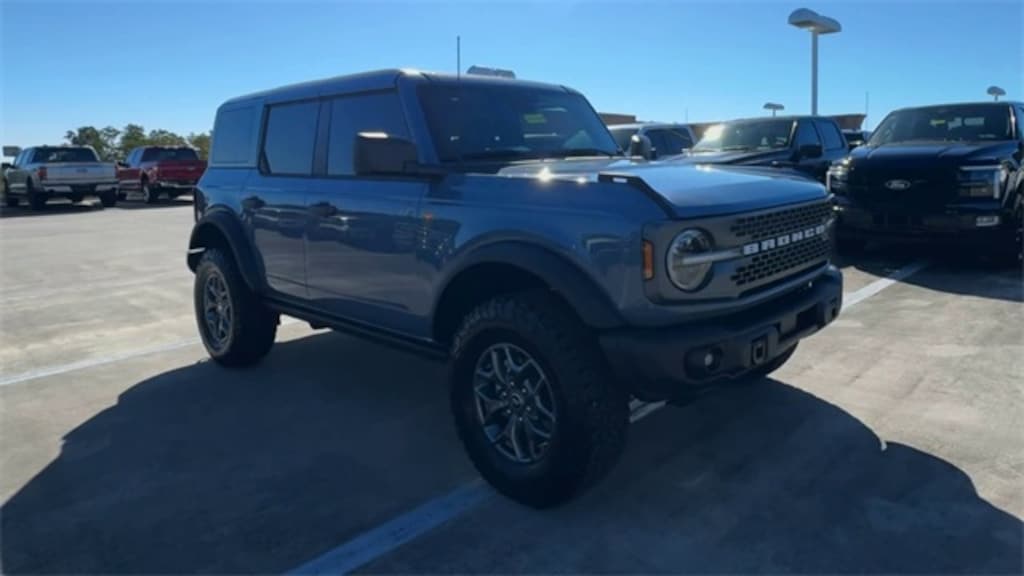 New 2025 Ford Bronco Badlands SUV
