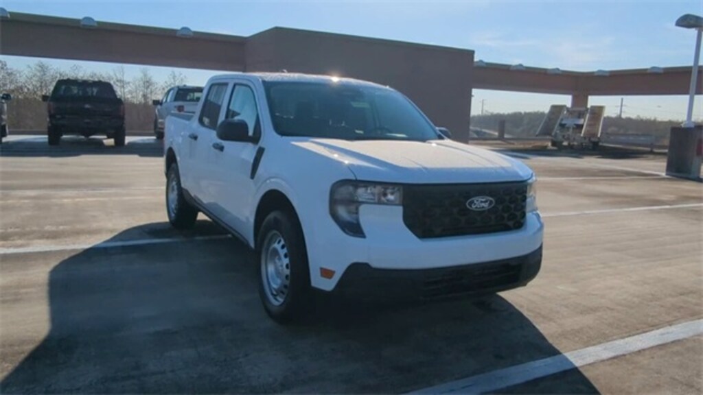 New 2026 Ford Maverick XL Truck SuperCrew