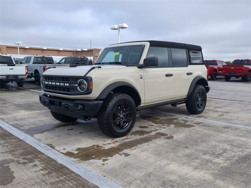 New 2025 Ford Bronco Big Bend SUV