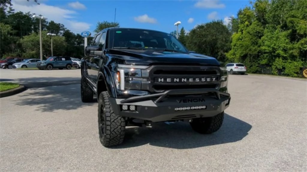 New 2025 Ford F-150 Lariat Truck SuperCrew Cab