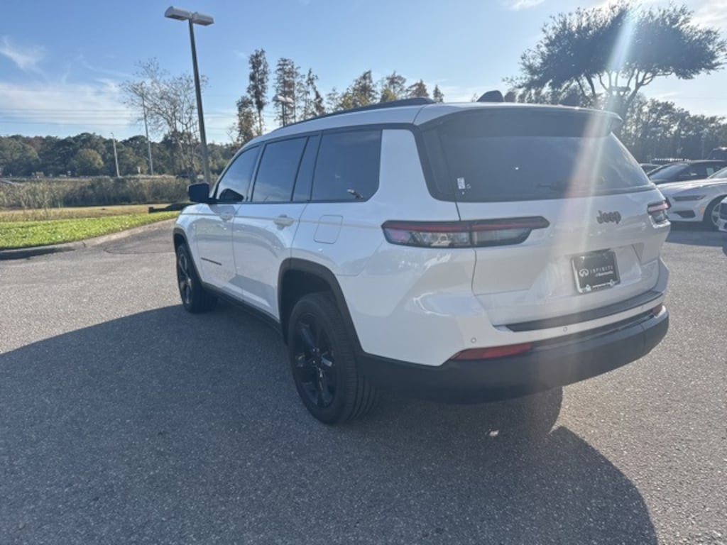 Certified 2025 Jeep Grand Cherokee L Altitude SUV