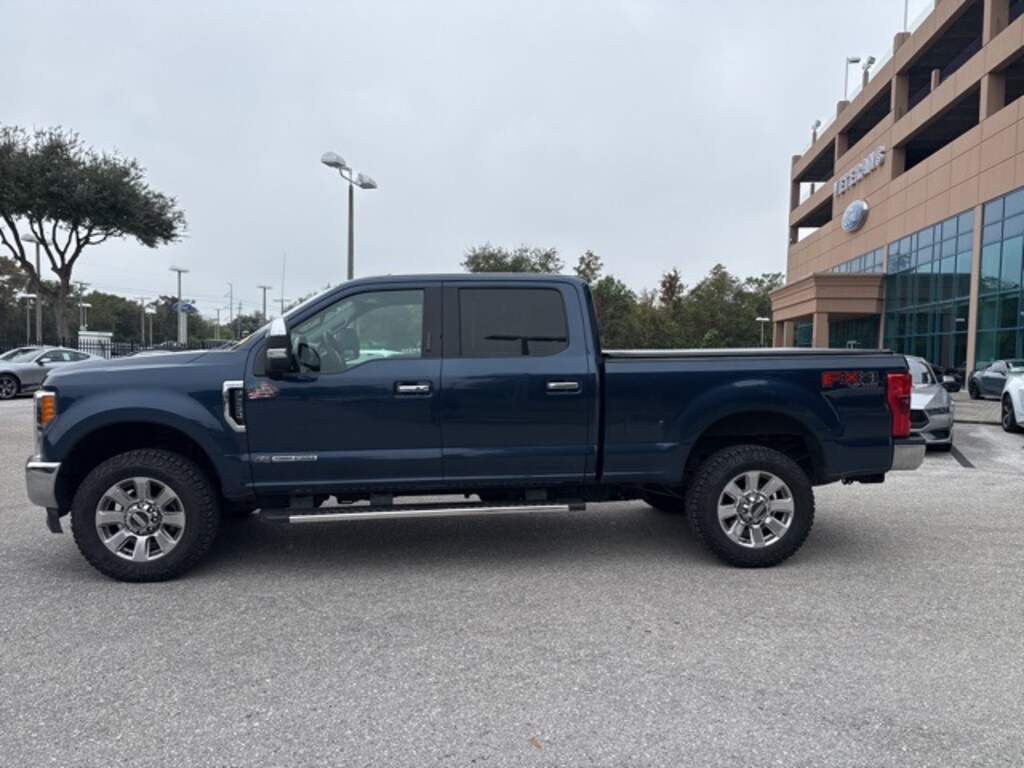 Used 2017 Ford F-350SD Lariat Truck