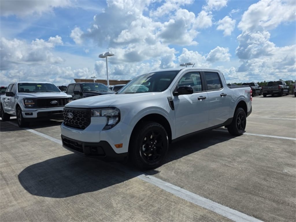 New 2025 Ford Maverick XLT Truck SuperCrew