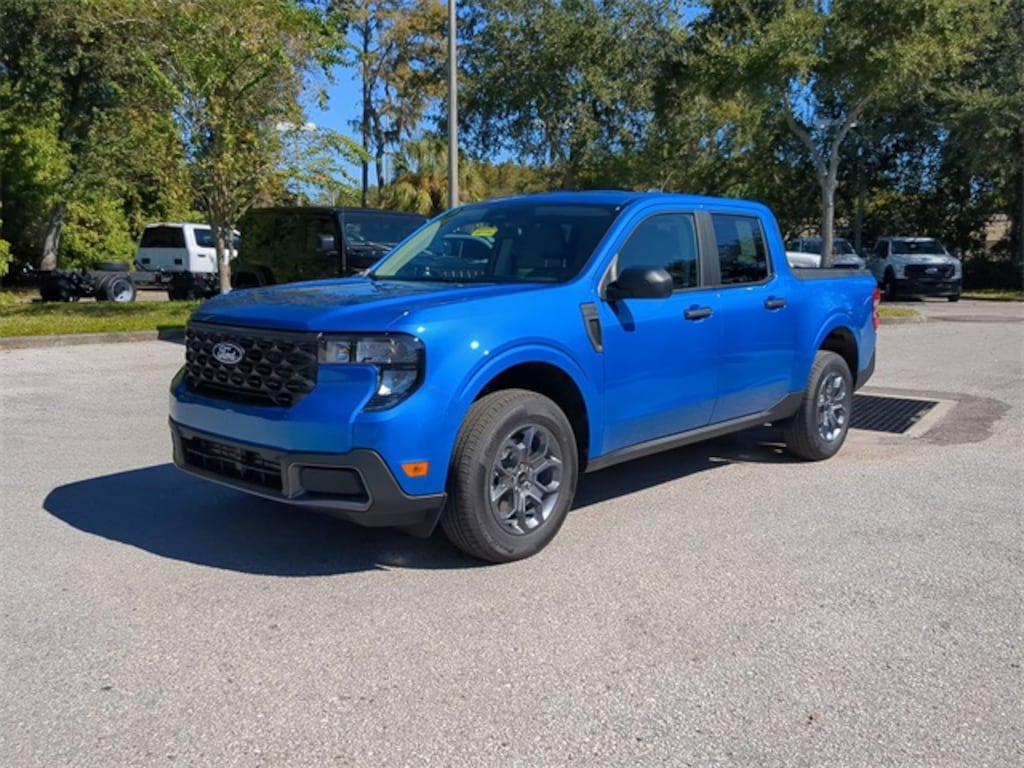 New 2025 Ford Maverick XLT Truck SuperCrew