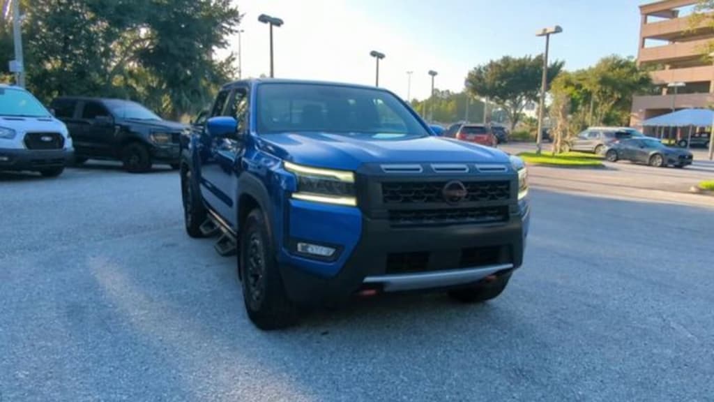 Certified 2025 Nissan Frontier PRO-X Truck