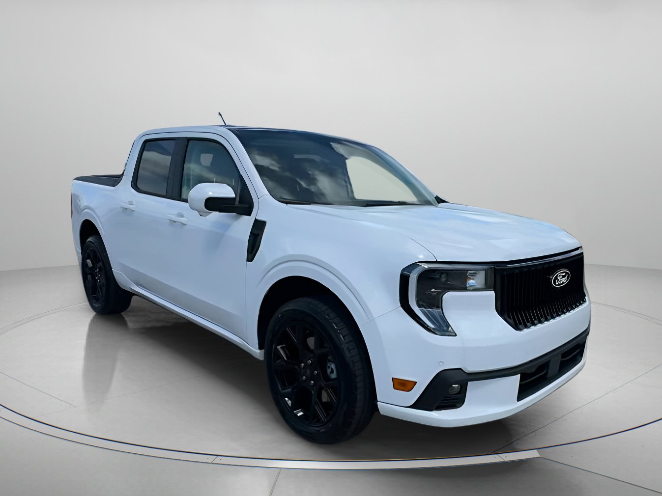 2025 Ford Maverick photo 3