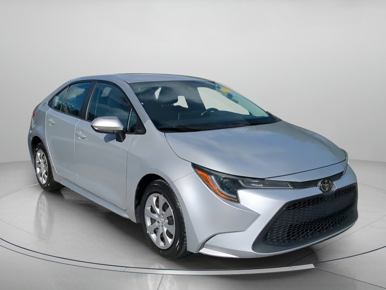 2021 Toyota Corolla LE photo 3
