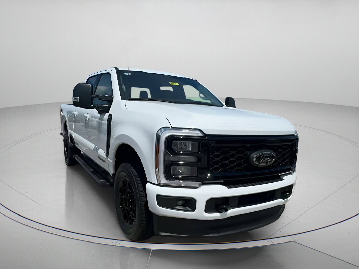 2025 Ford F-250 XLT photo 4