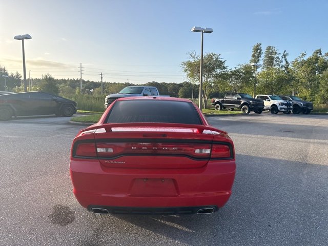 2014 Dodge Charger SXT photo 4