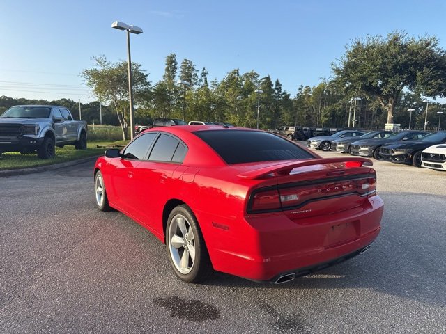 2014 Dodge Charger SXT photo 3