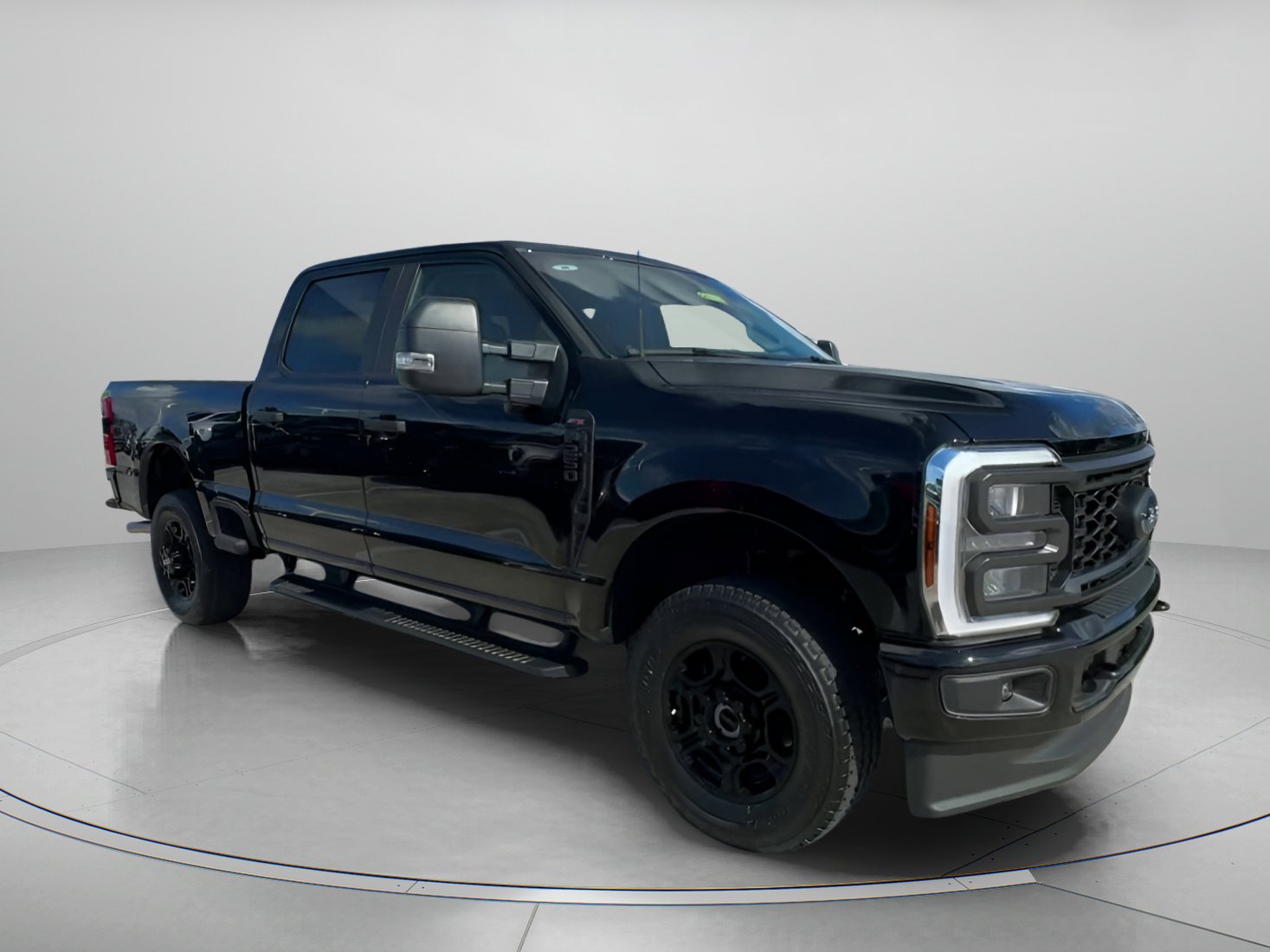 2025 Ford F-250 XL photo 2