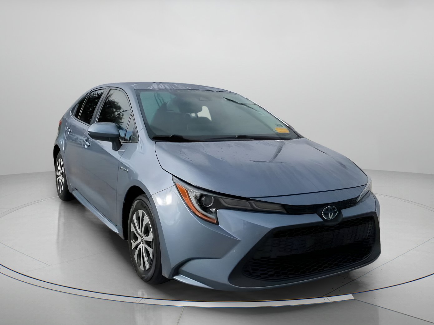 2020 Toyota Corolla Hybrid LE photo 3