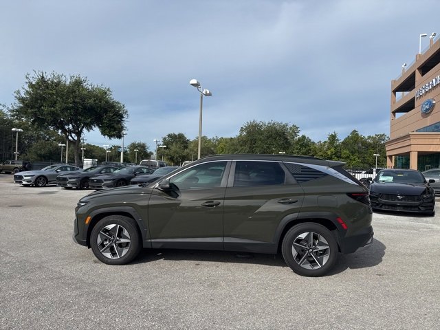 2025 Hyundai Tucson SEL Convenience photo 2