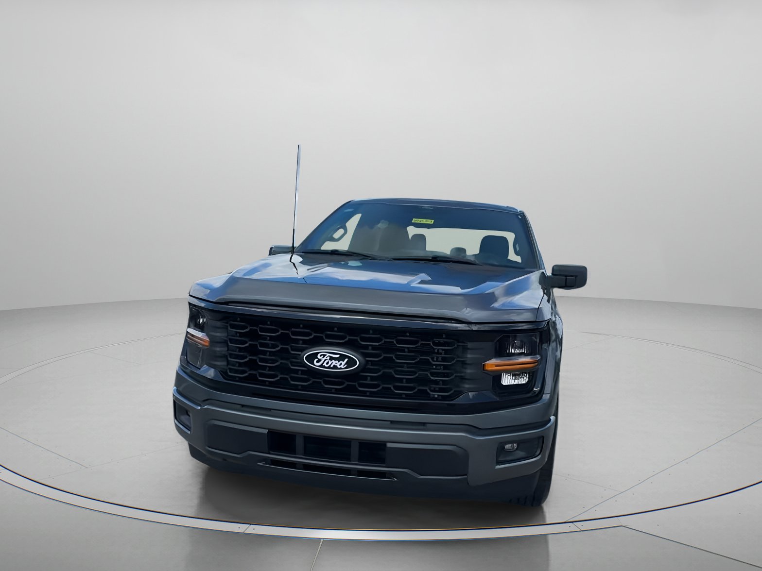 2025 Ford F-150 STX photo 4