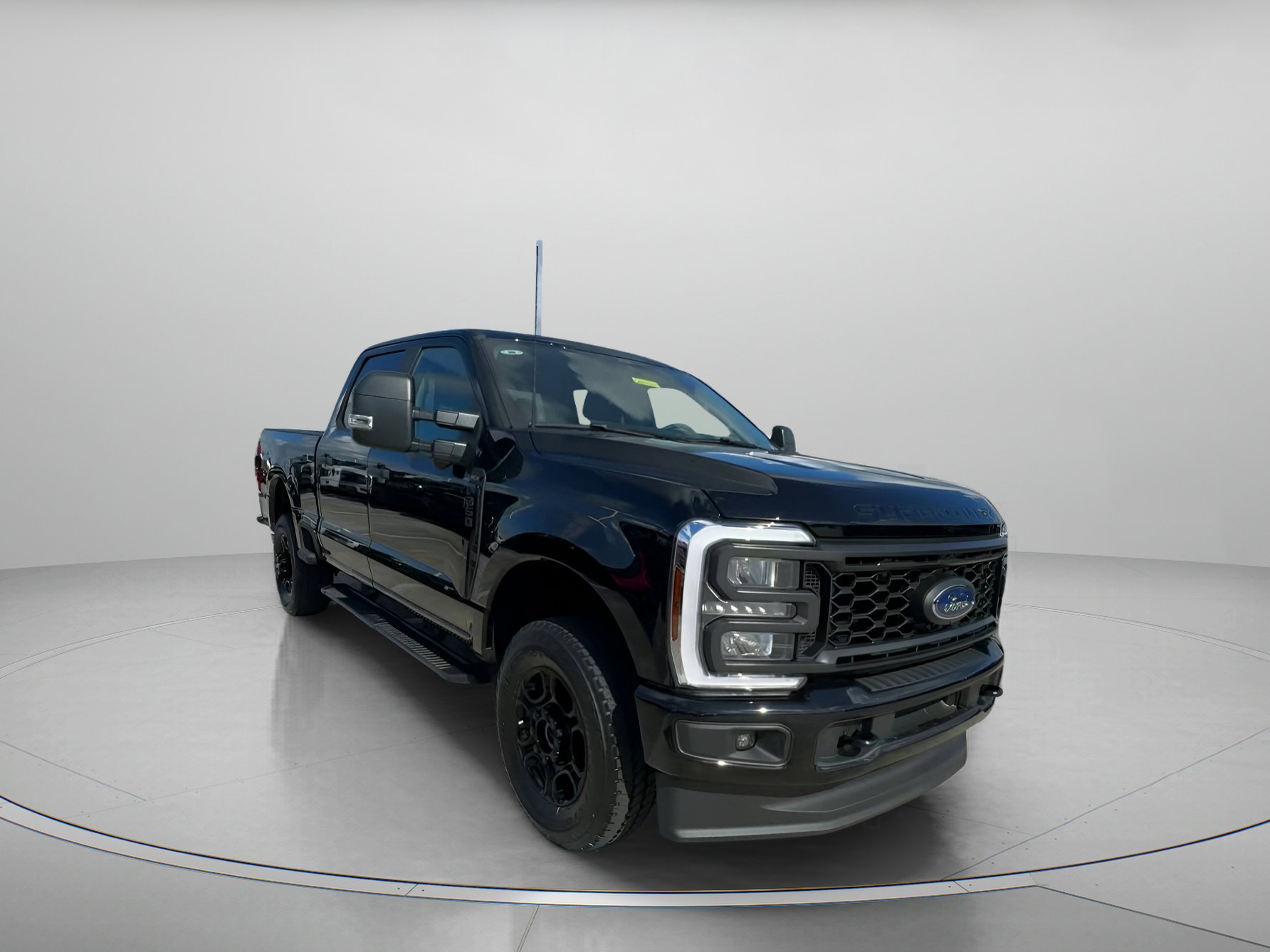 2025 Ford F-250 XL photo 3
