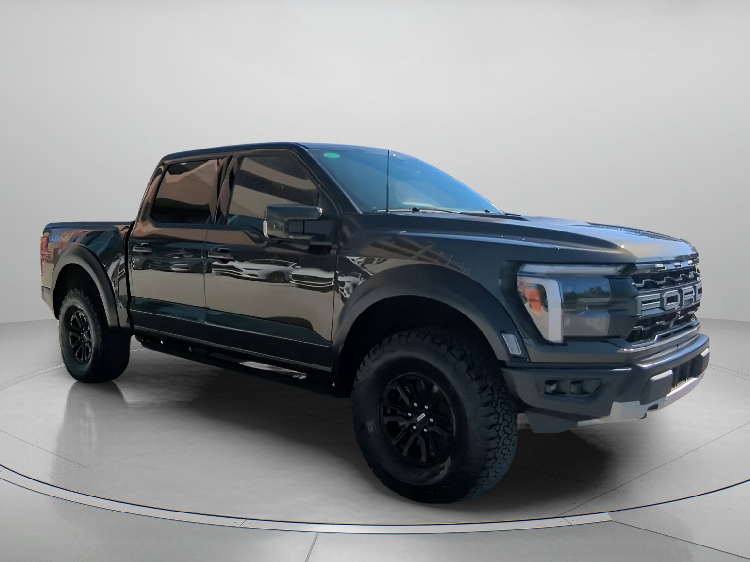 2025 Ford F-150 Raptor photo 2
