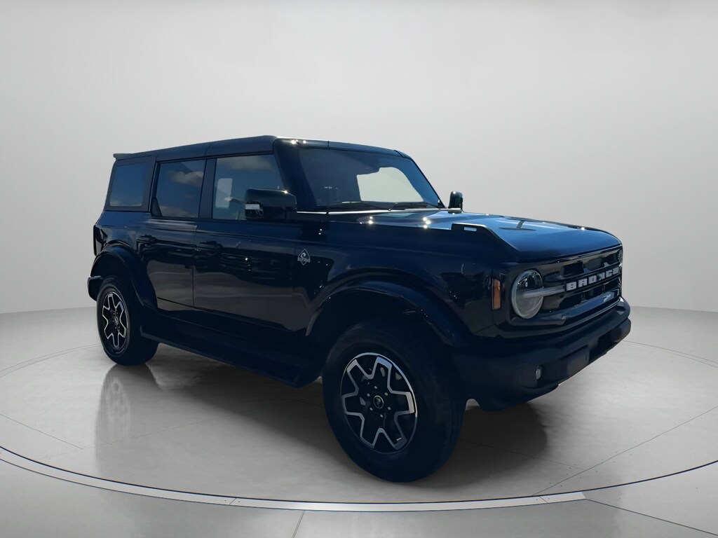 New 2025 Ford Bronco Outer Banks SUV