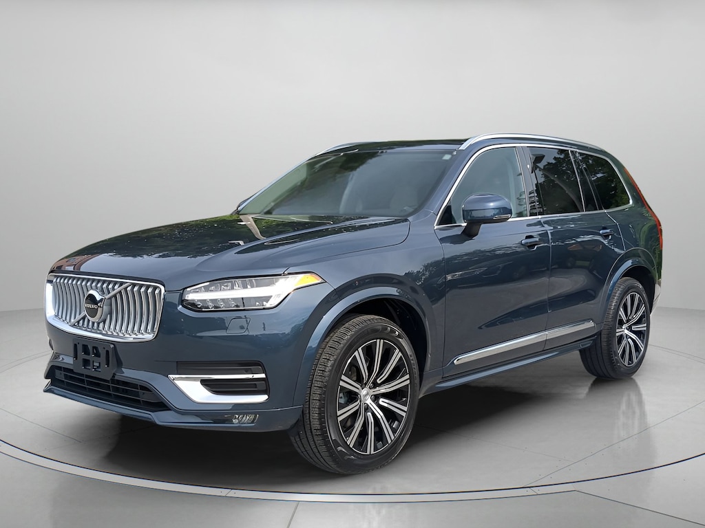 Certified 2025 Volvo XC90 B5 Core SUV