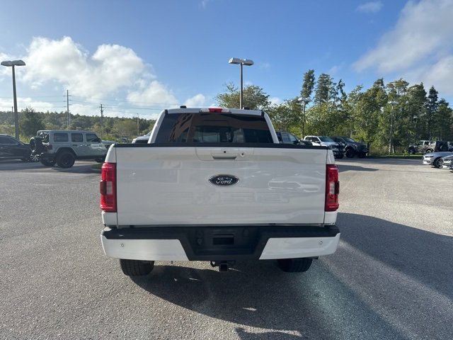 2021 Ford F-150 XLT photo 4