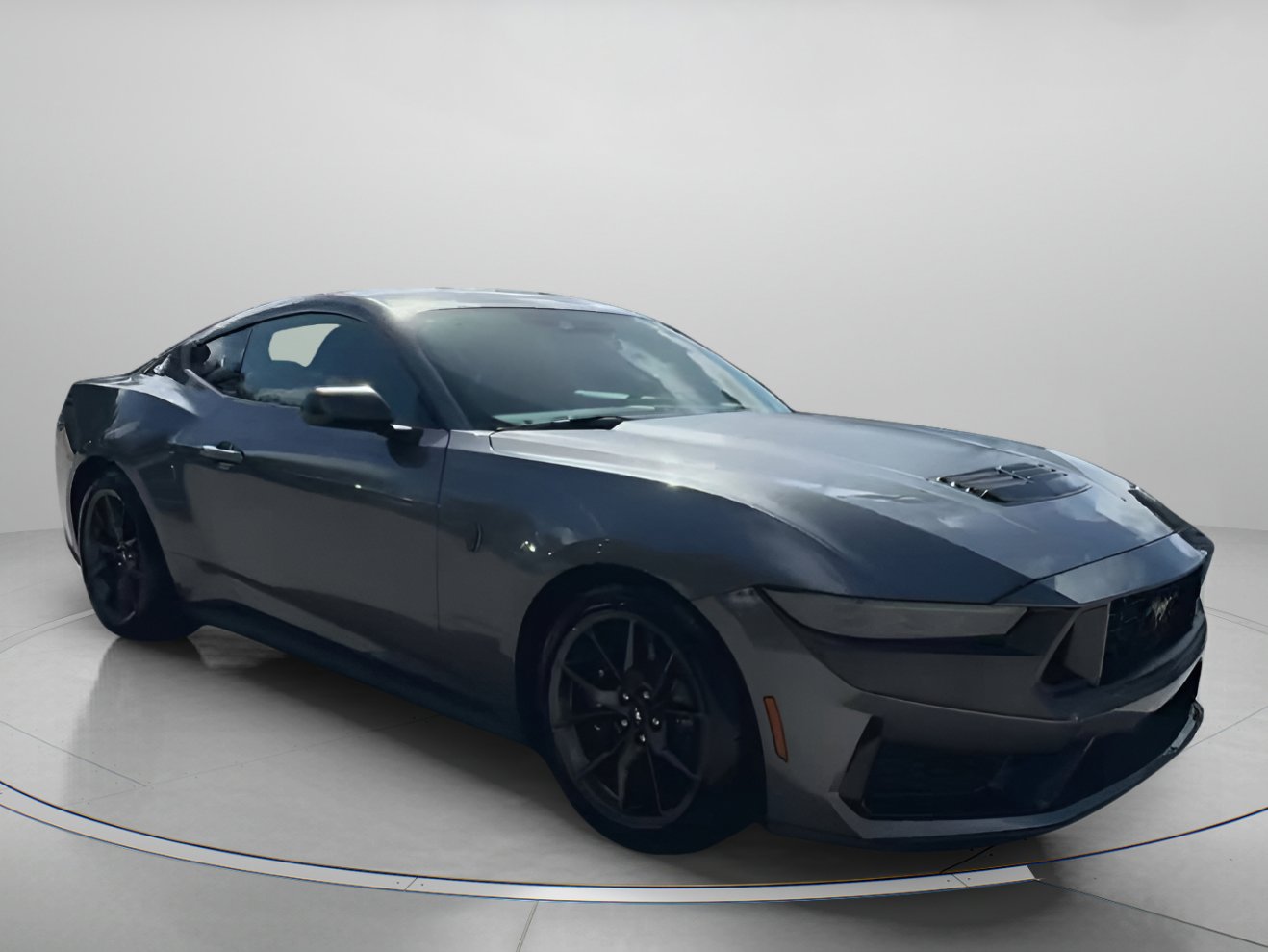 2024 Ford Mustang Dark Horse photo 3