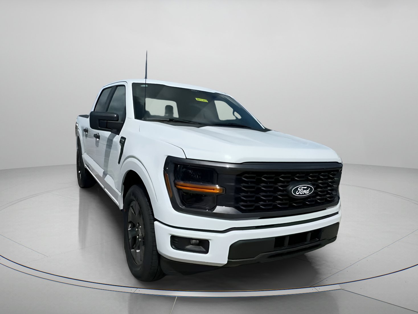 2025 Ford F-150 STX photo 4