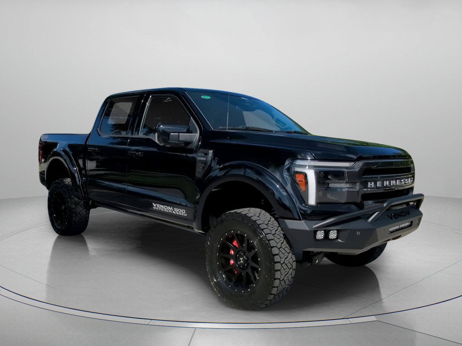 2025 Ford F-150 Lariat photo 2