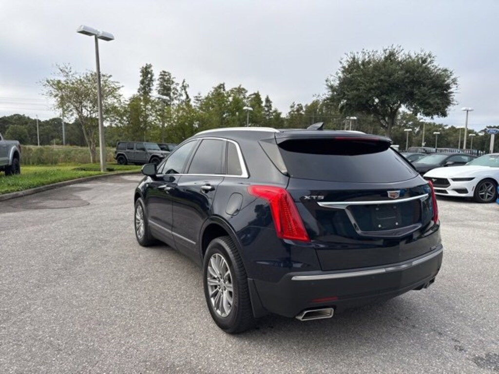 Used 2017 CADILLAC XT5 Luxury SUV
