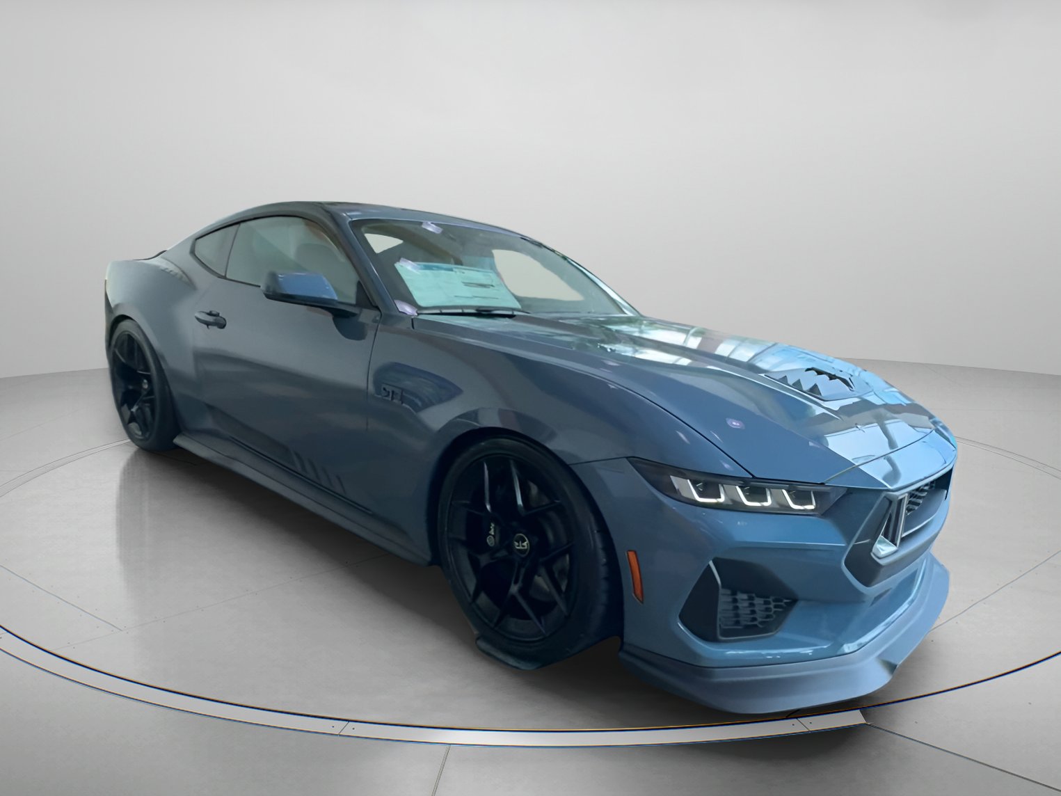 2025 Ford Mustang GT Premium photo 2