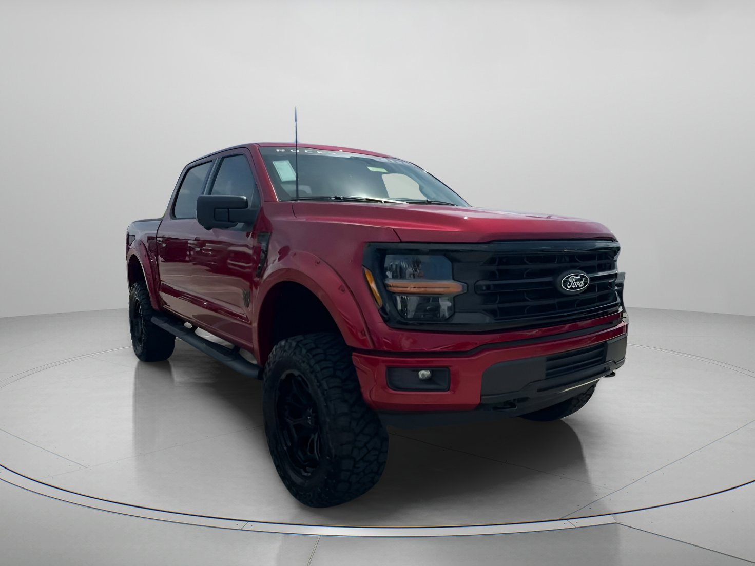2025 Ford F-150 XLT photo 3