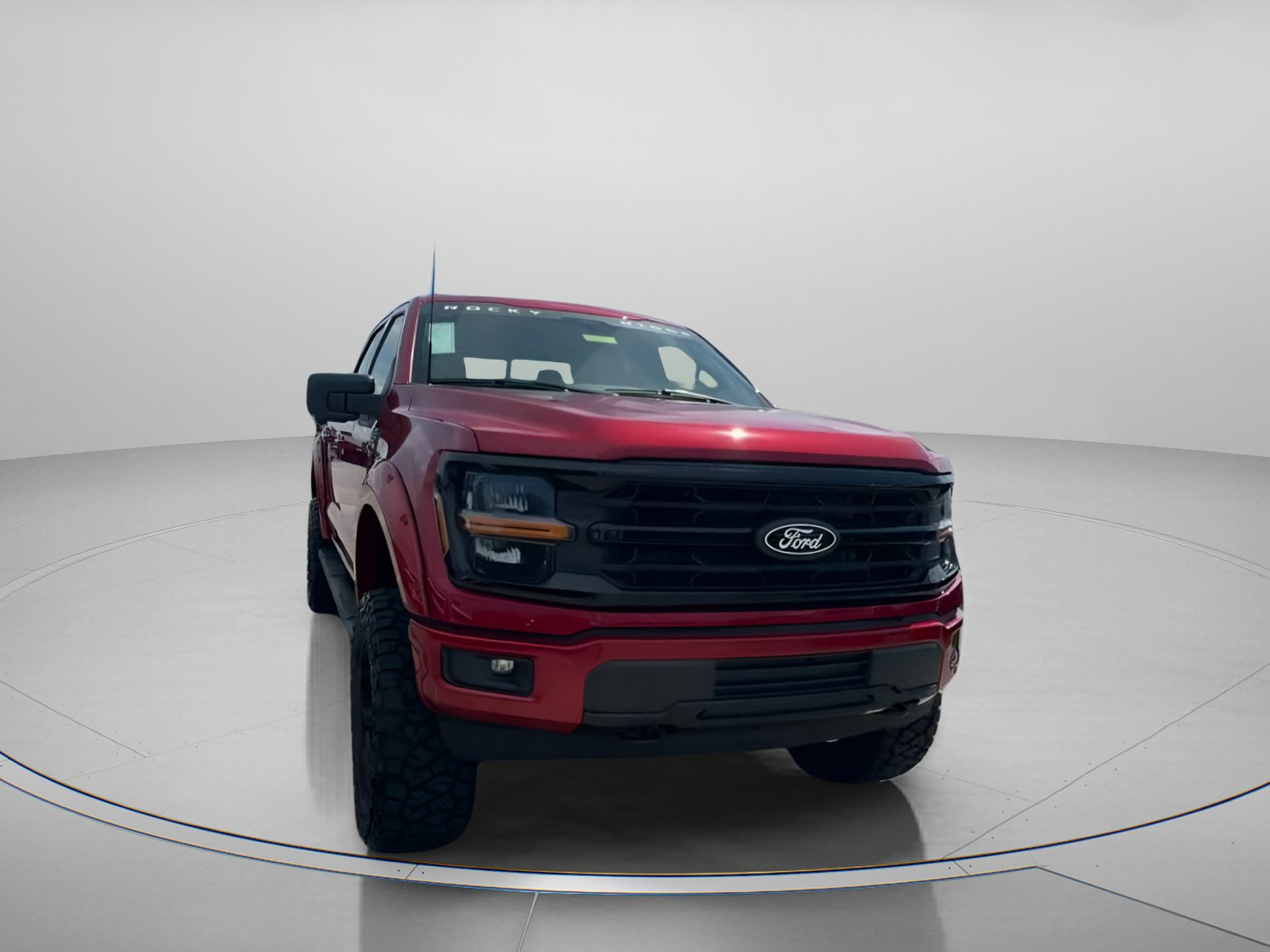 2025 Ford F-150 XLT photo 4