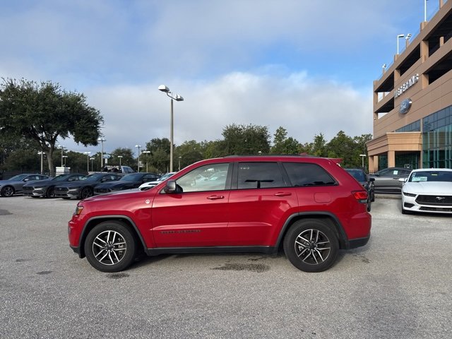 2021 Jeep Grand Cherokee Trailhawk photo 2