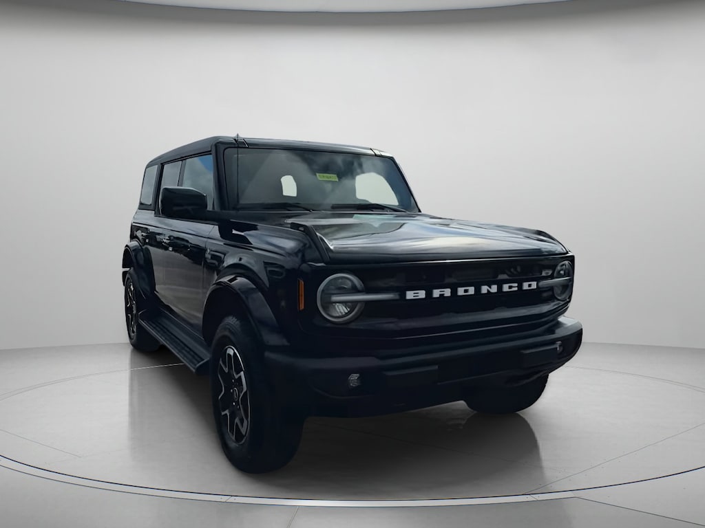 New 2025 Ford Bronco Outer Banks SUV