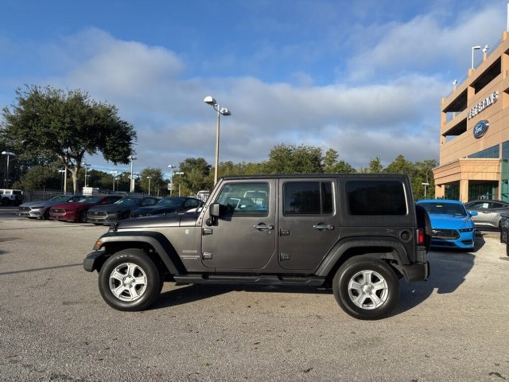 Used 2017 Jeep Wrangler JK Unlimited Sport 4x4 SUV