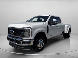 2025 Ford F-350 F-350 Lariat Truck Crew Cab