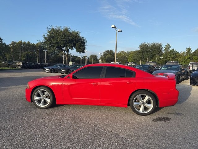 2014 Dodge Charger SXT photo 2