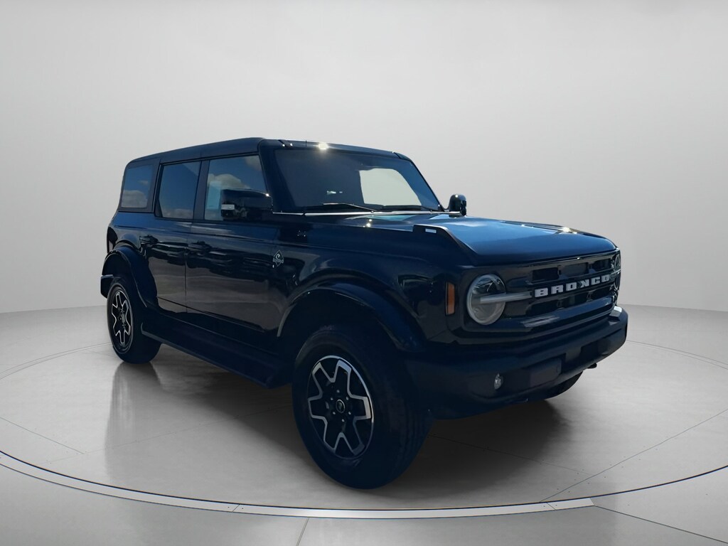 New 2025 Ford Bronco Outer Banks SUV