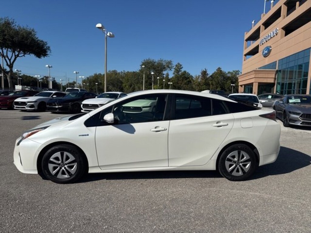 Used 2017 Toyota Prius 5-Door Four Hatchback