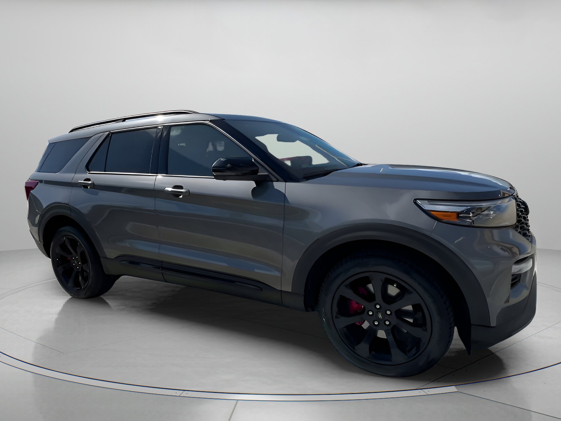 2023 Ford Explorer ST photo 2