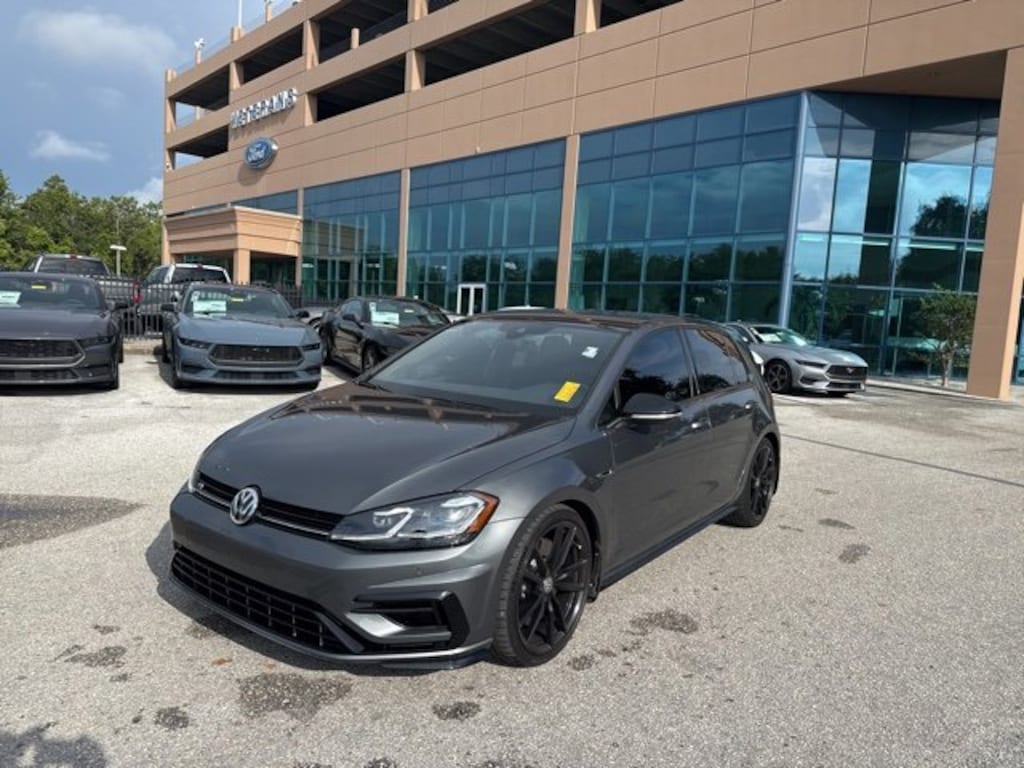 Used 2019 Volkswagen Golf R 2.0T w/DCC & Navigation 4MOTION Hatchback