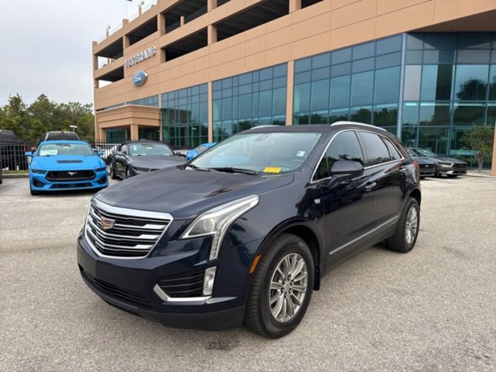 Used 2017 CADILLAC XT5 Luxury SUV