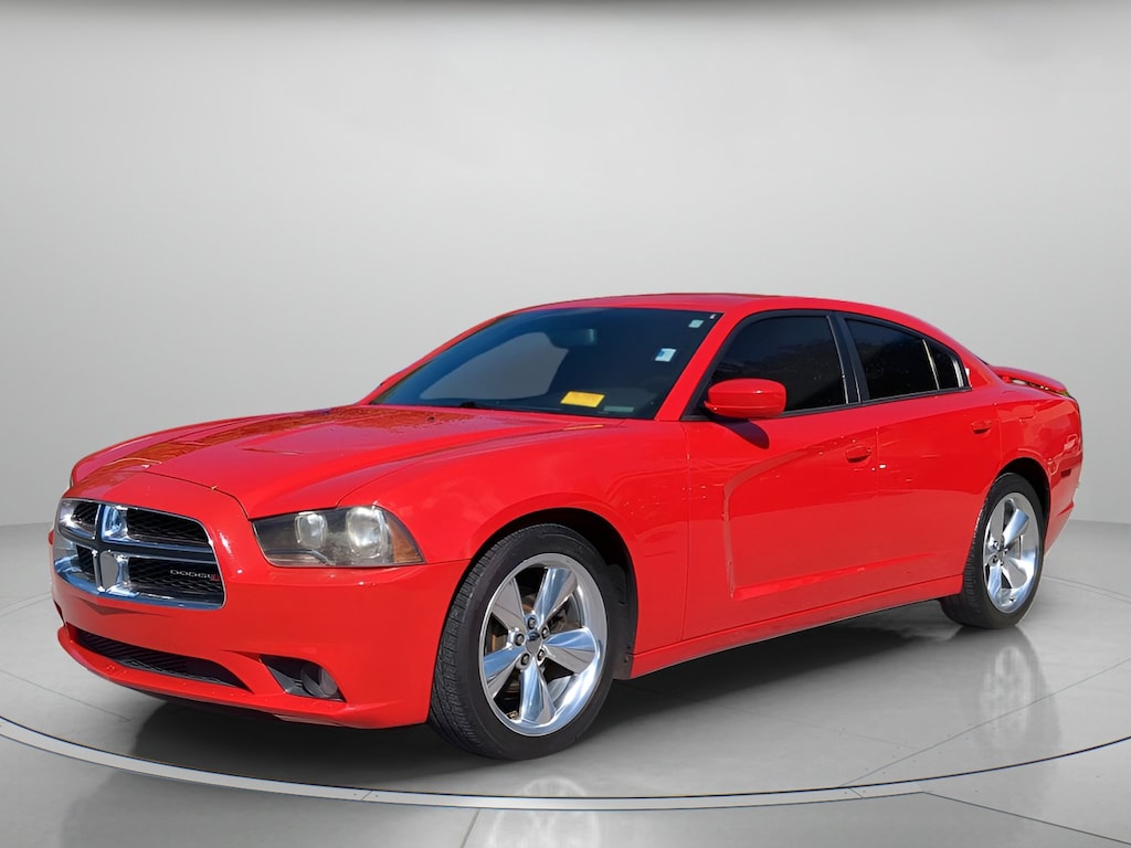Used 2014 Dodge Charger SXT Sedan