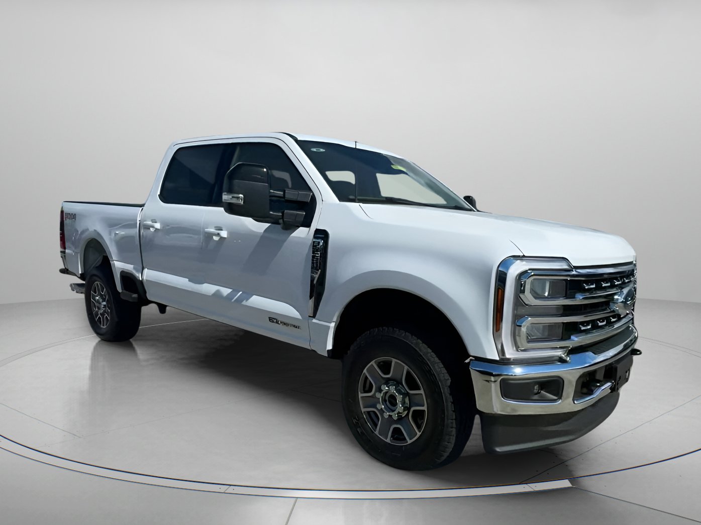 2025 Ford F-250 Lariat photo 2