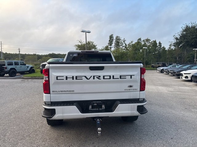 2019 Chevrolet Silverado 1500 Custom photo 3