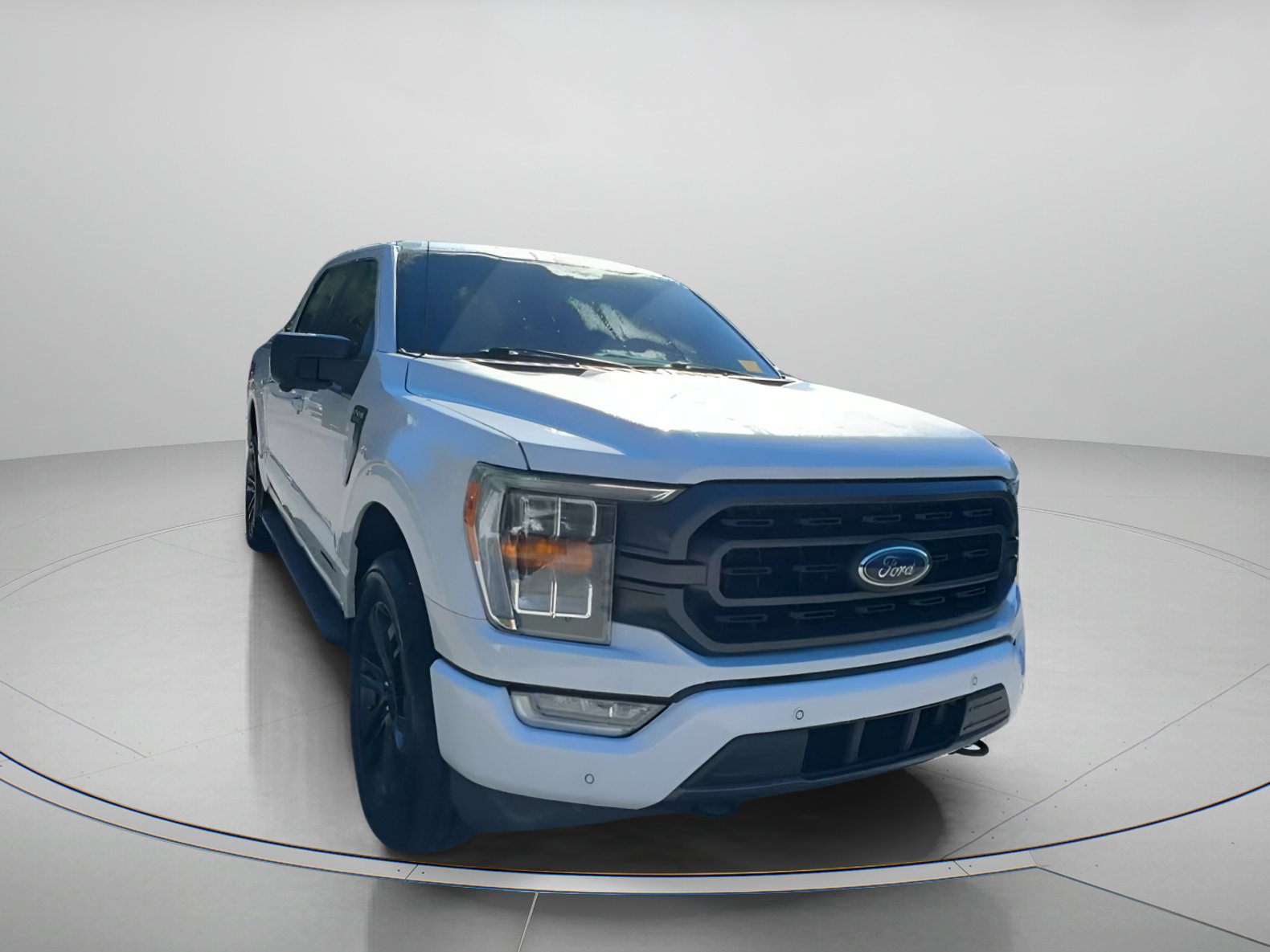 2021 Ford F-150 XLT photo 4