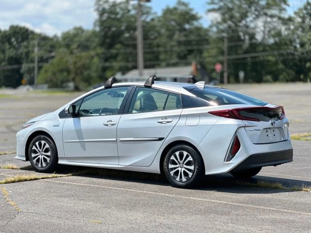 2022 Toyota Prius Prime XLE photo 4